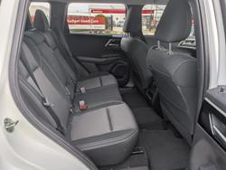 2023 Mitsubishi Outlander ES