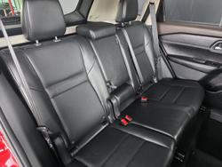 2025 Nissan X-TRAIL ST-L