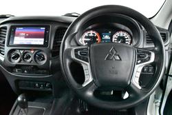 2022 Mitsubishi Triton GLX