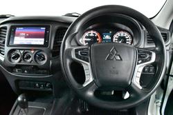 2022 Mitsubishi Triton GLX