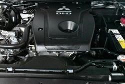 2022 Mitsubishi Triton GLX