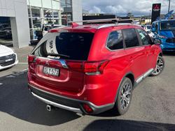 2016 Mitsubishi Outlander LS Safety Pack