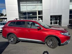 2016 Mitsubishi Outlander LS Safety Pack