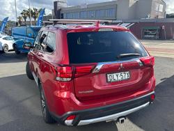 2016 Mitsubishi Outlander LS Safety Pack