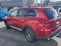 2016 Mitsubishi Outlander LS Safety Pack