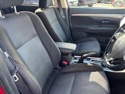 2016 Mitsubishi Outlander LS Safety Pack