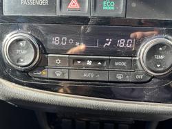 2016 Mitsubishi Outlander LS Safety Pack
