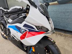 2026 BMW Motorrad S 1000 RR RACE Light white. (13-11)