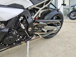 2026 BMW Motorrad S 1000 RR RACE Light white. (13-11)