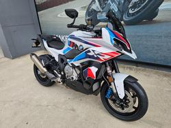 2026 BMW Motorrad M 1000 XR White