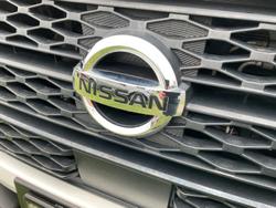 2021 Nissan Navara SL