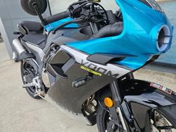 2025 CFMOTO 500 SR VOOM ZEPHYR BLU