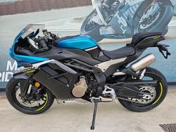 2025 CFMOTO 500 SR VOOM ZEPHYR BLU