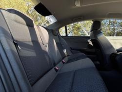 2009 Holden Commodore Omega VE MY09.5 Heron White