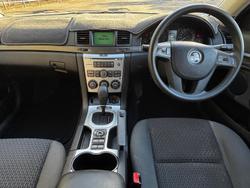 2009 Holden Commodore Omega VE MY09.5 Heron White