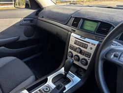 2009 Holden Commodore Omega VE MY09.5 Heron White