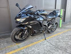 2025 Kawasaki NINJA 400 ZX-4R BLACK