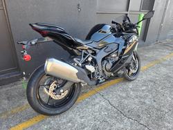 2025 Kawasaki NINJA 400 ZX-4R BLACK