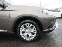 2021 Mitsubishi Outlander ES
