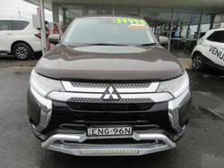 2021 Mitsubishi Outlander ES