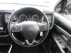 2021 Mitsubishi Outlander ES