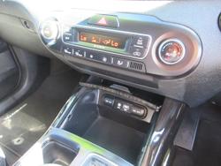 2017 Kia Sorento SLi