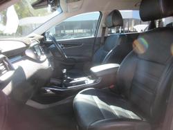 2017 Kia Sorento SLi