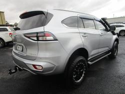 2022 Isuzu MU-X LS-T