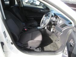 2016 Mitsubishi Lancer ES Sport