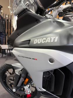 2022 DUCATI MULTISTRADA V4 S Grey