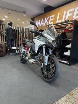 2022 DUCATI MULTISTRADA V4 S Grey