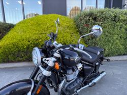 2025 Royal Enfield SUPER METEOR 650 Astral Black