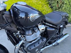 2025 Royal Enfield SUPER METEOR 650 Astral Black