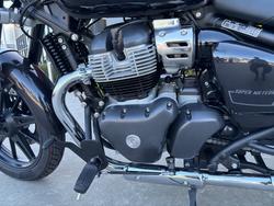 2025 Royal Enfield SUPER METEOR 650 Astral Black