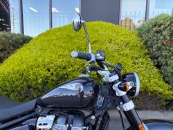 2025 Royal Enfield SUPER METEOR 650 Astral Black