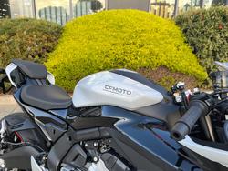 2026 CFMOTO 2026 CF Moto 650CC 675SR-R ABS Aerolite Grey