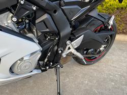 2026 CFMOTO 2026 CF Moto 650CC 675SR-R ABS Aerolite Grey