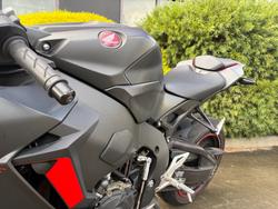 2017 Honda CBR1000RR (FIREBLADE) ABS
