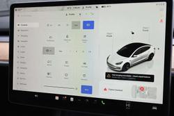 2022 Tesla Model 3 Rear-Wheel Drive