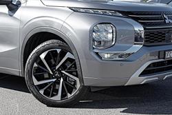 2023 Mitsubishi Outlander Exceed Tourer