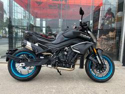 2025 CFMOTO NK ADVANCE NEBULA BLACK
