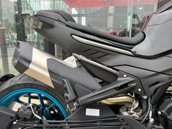 2025 CFMOTO NK ADVANCE NEBULA BLACK