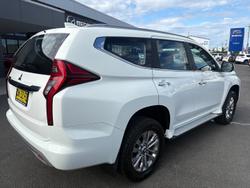 2021 Mitsubishi Pajero Sport GLX