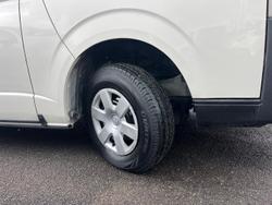 2018 Toyota Hiace DX