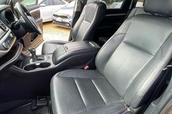 2019 Toyota Kluger Black Edition