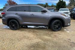 2019 Toyota Kluger Black Edition