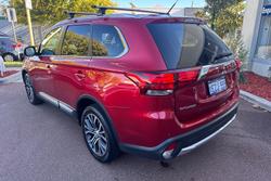 2016 Mitsubishi Outlander XLS