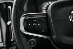 2020 Volvo XC40 T5 R-Design