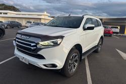 2022 Isuzu MU-X LS-T