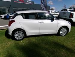 2019 Suzuki Swift GL Navigator